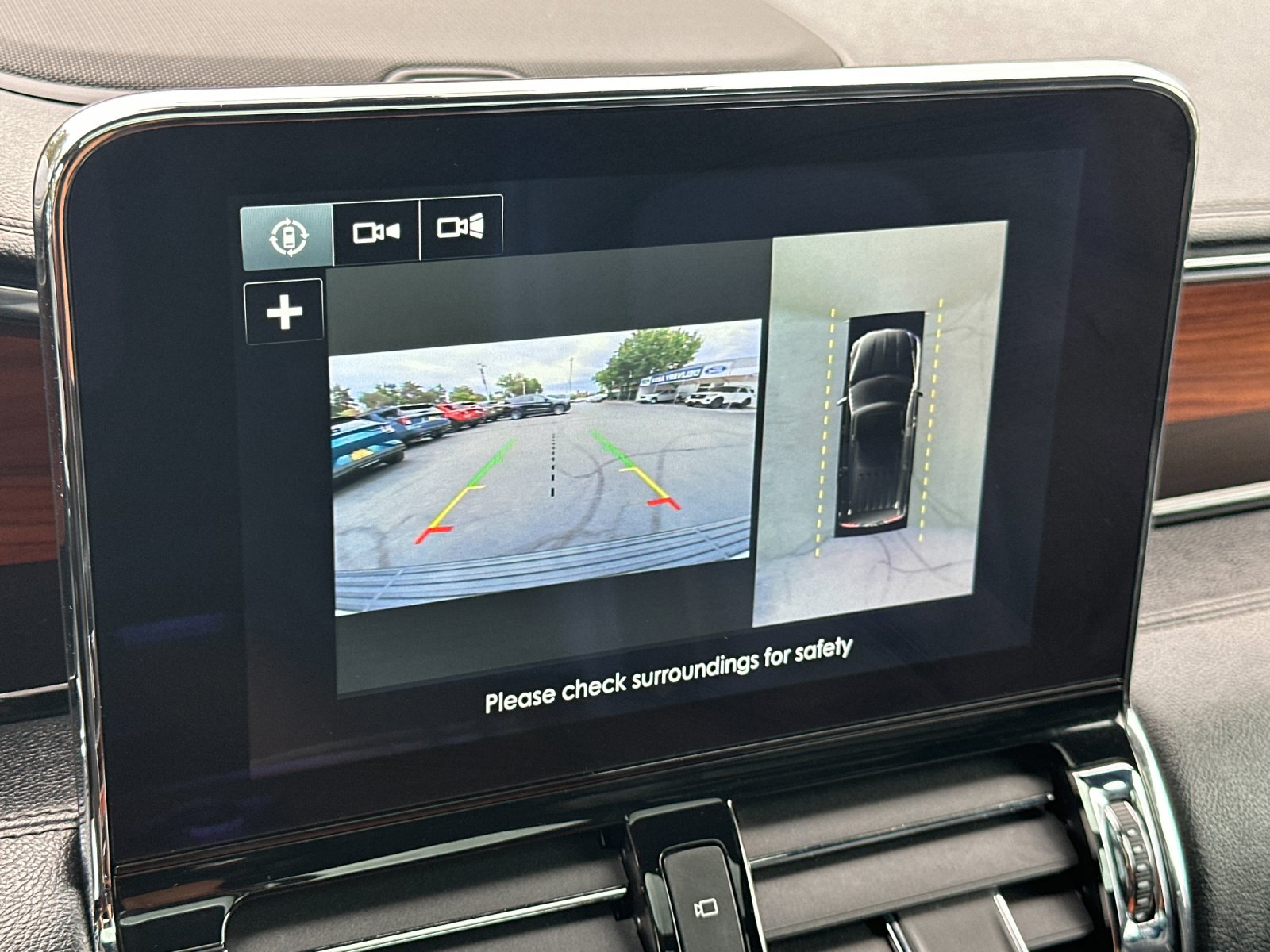 Used 2019 White Lincoln Reserve image 20