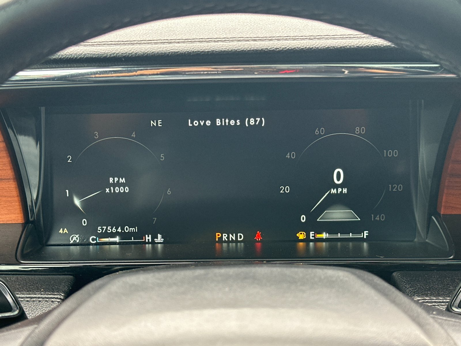 Used 2019 White Lincoln Reserve image 25