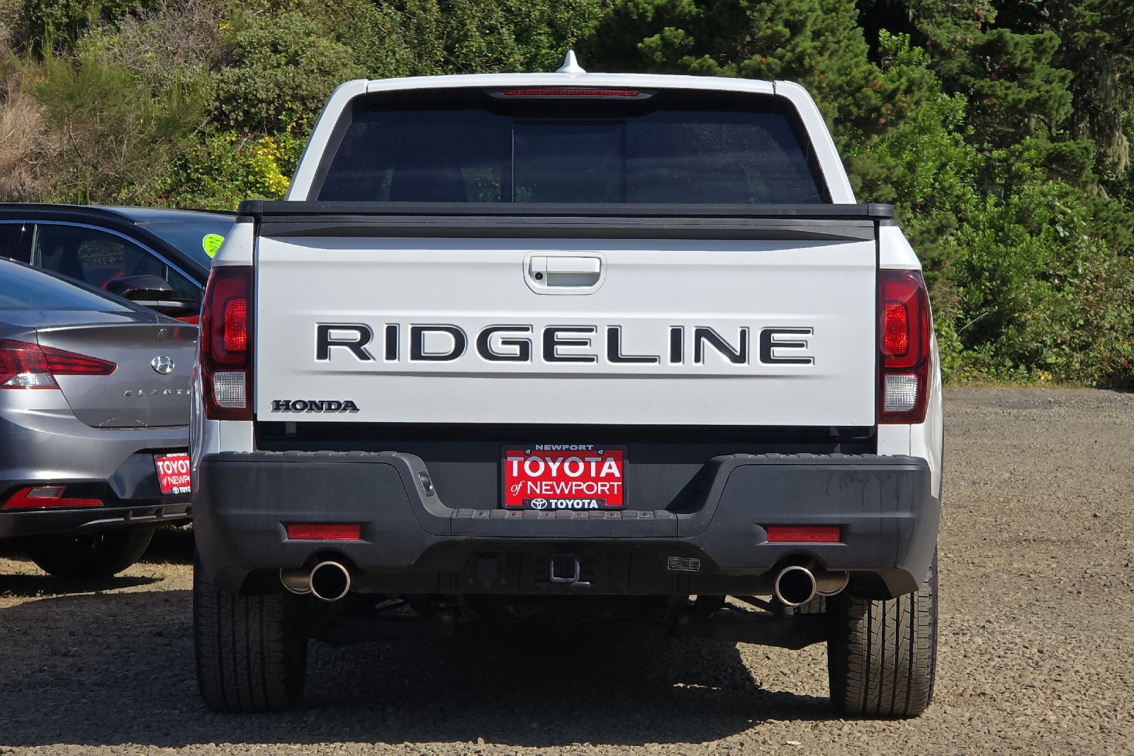 Used 2025 White Honda RTL image 5
