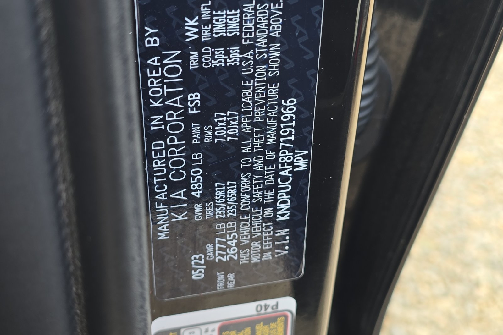Used 2023 Black Kia LX image 12
