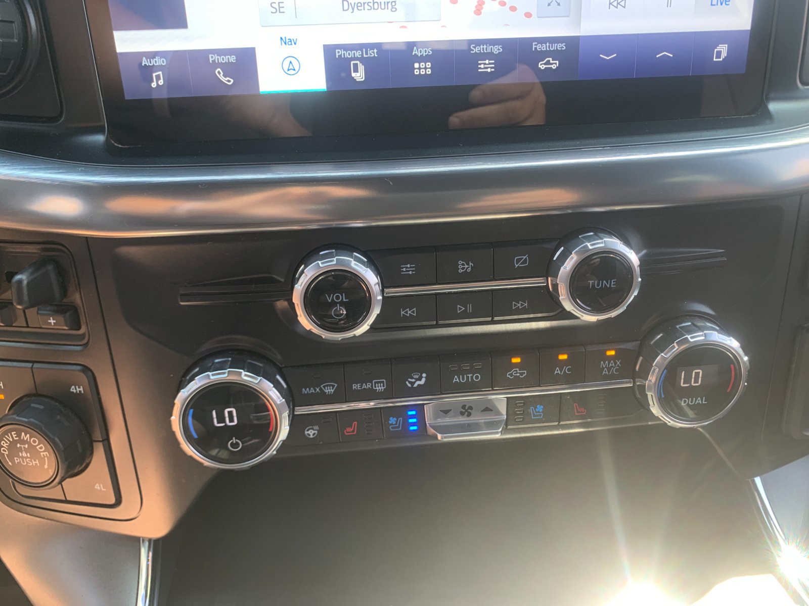 Used 2021 Gray Ford Lariat image 23
