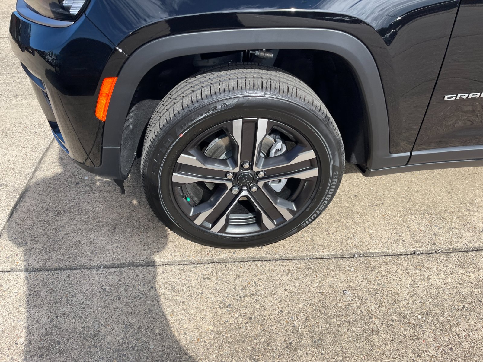 New 2027 Black Jeep  image 31