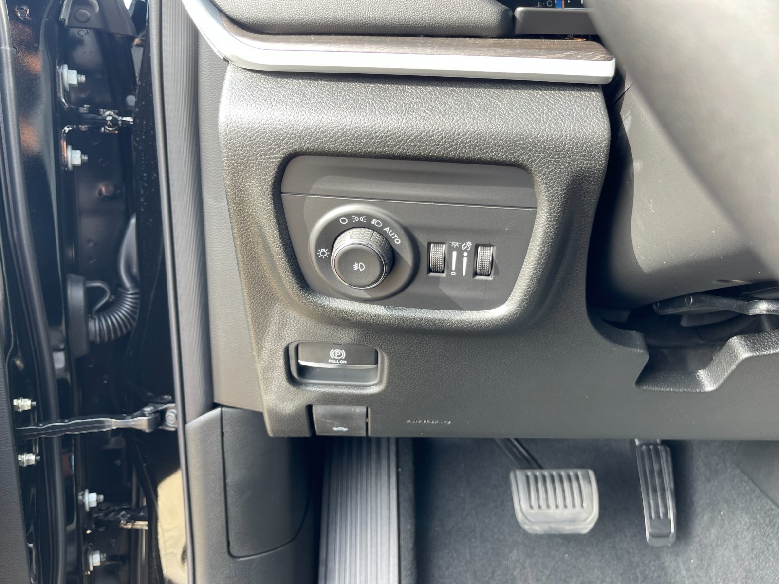 New 2027 Black Jeep  image 30