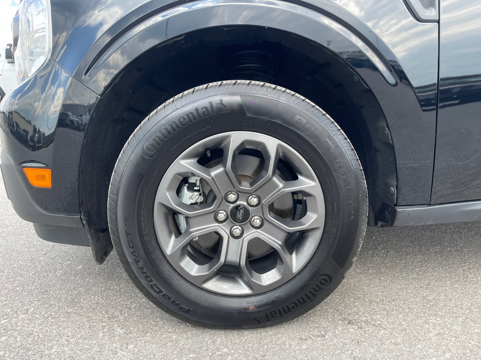 Used 2023 Black Ford XLT image 29