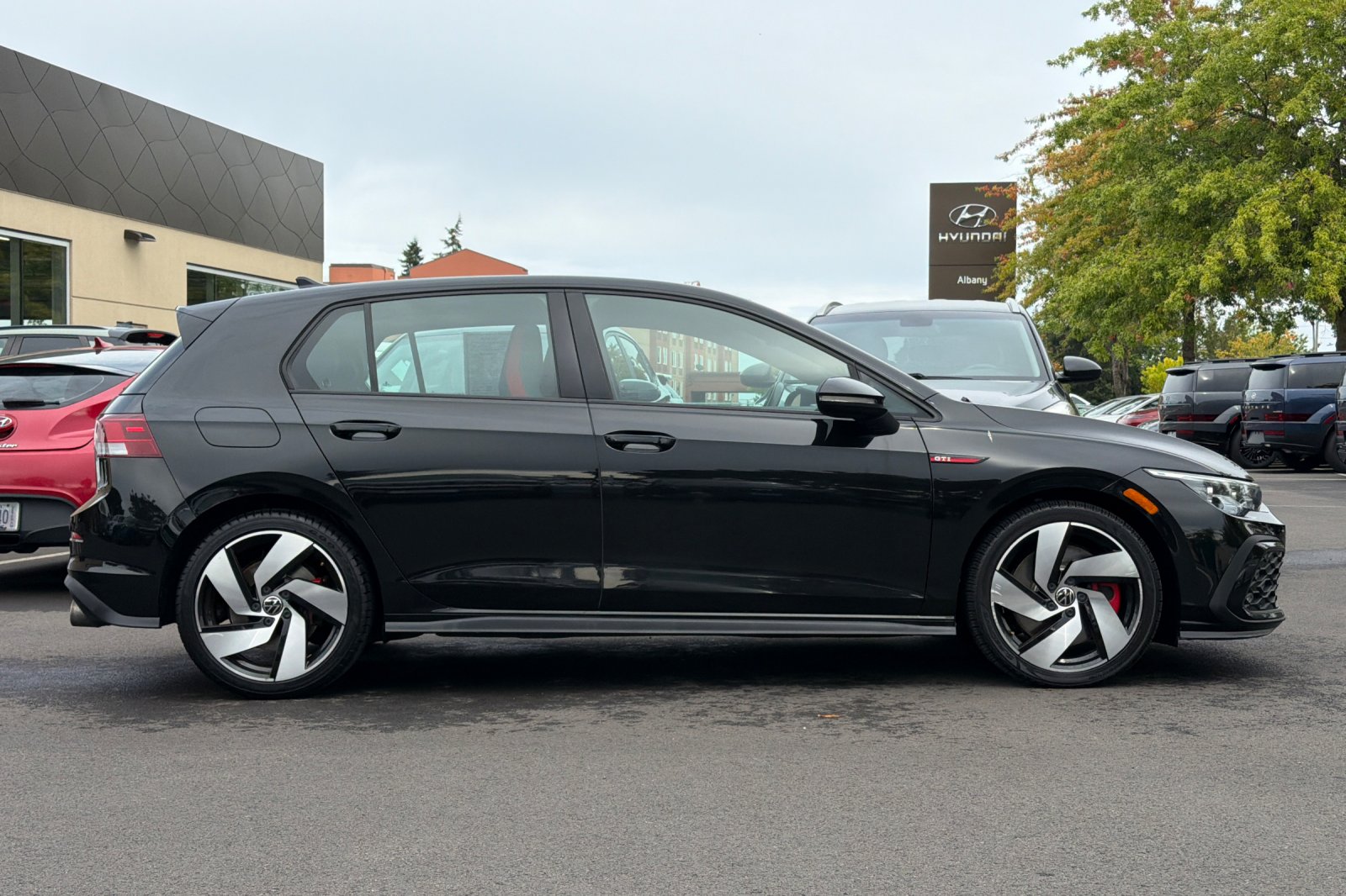 Used 2024  Volkswagen 2.0T S image 3