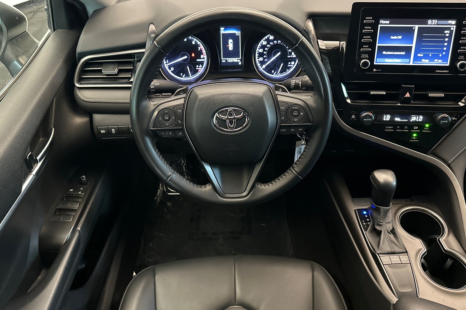 Used 2023 White Toyota SE image 14