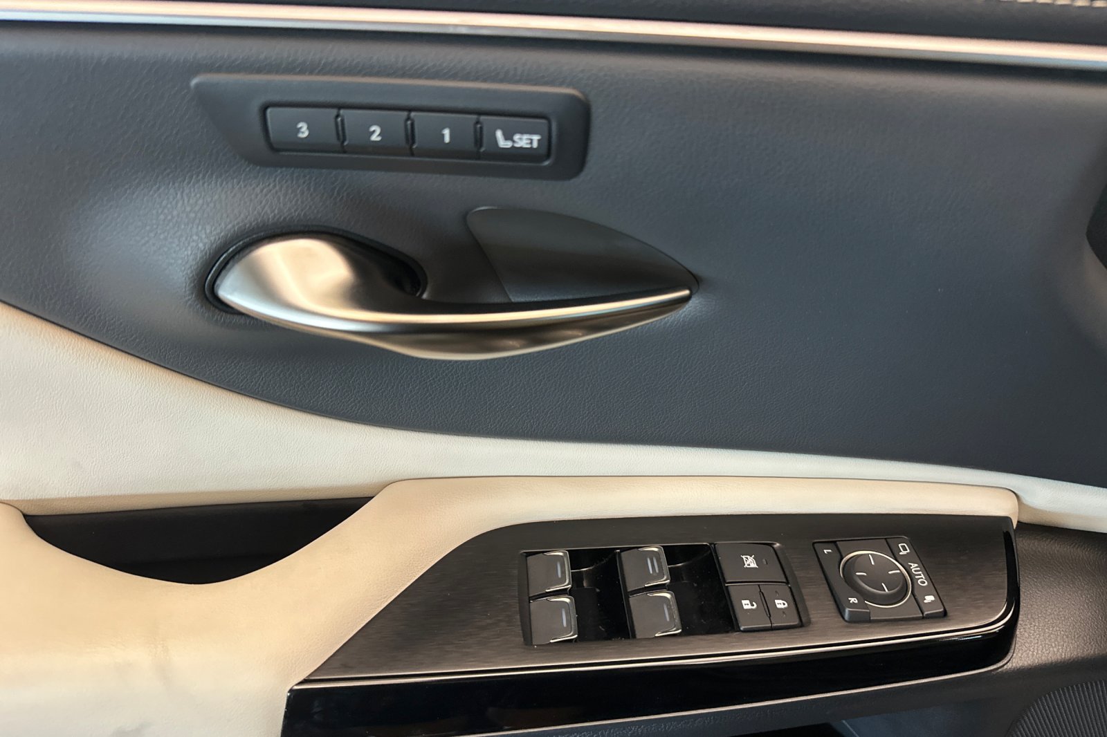 Certified Used 2024 Black Lexus 350 image 11