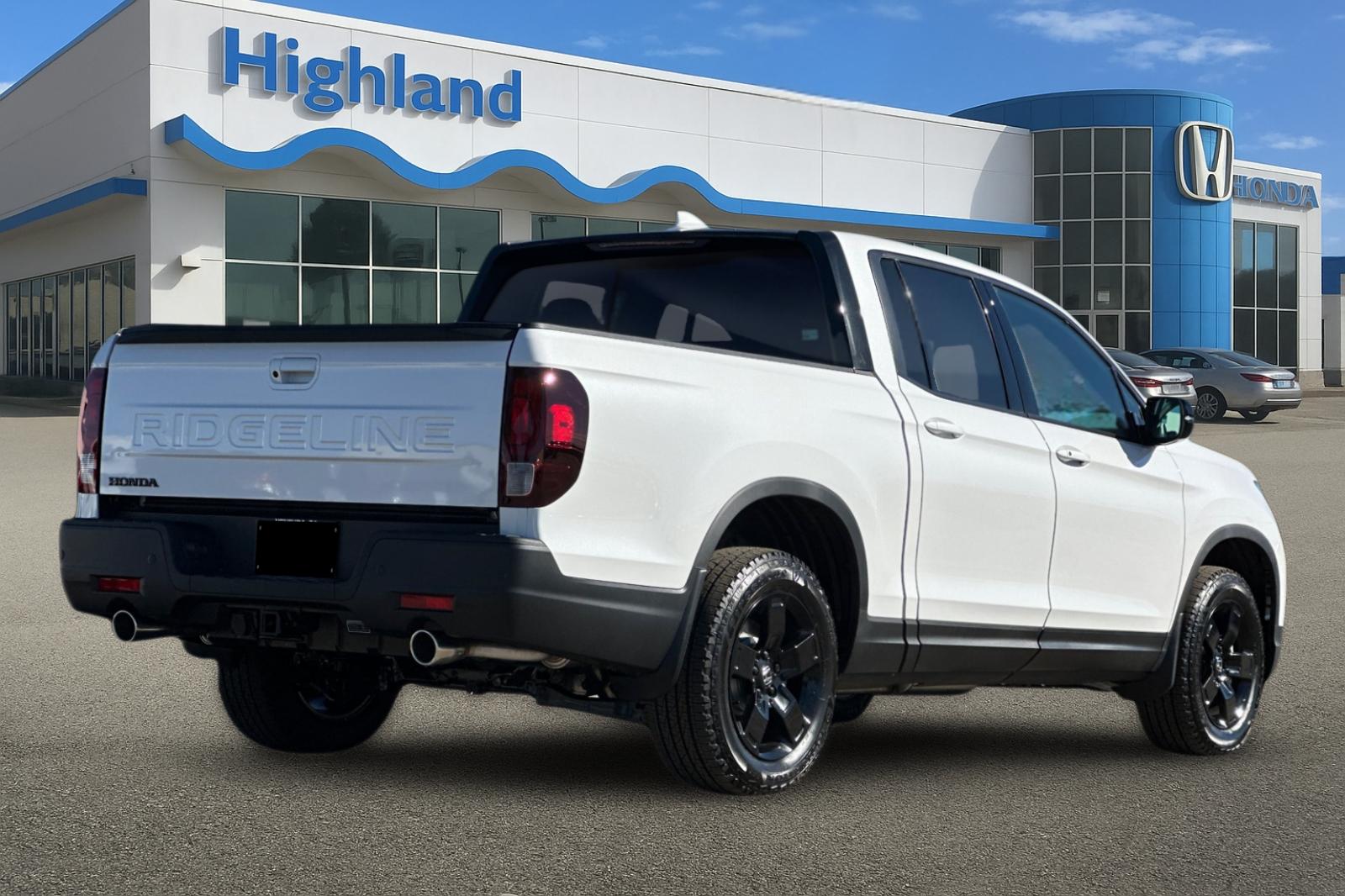 New 2026 Platinum White Pearl Honda Black Edition image 5