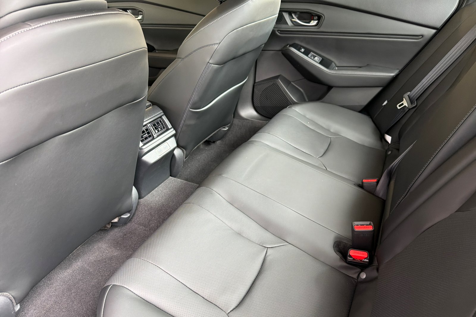 New 2026 Platinum White Pearl Honda Touring Hybrid image 12