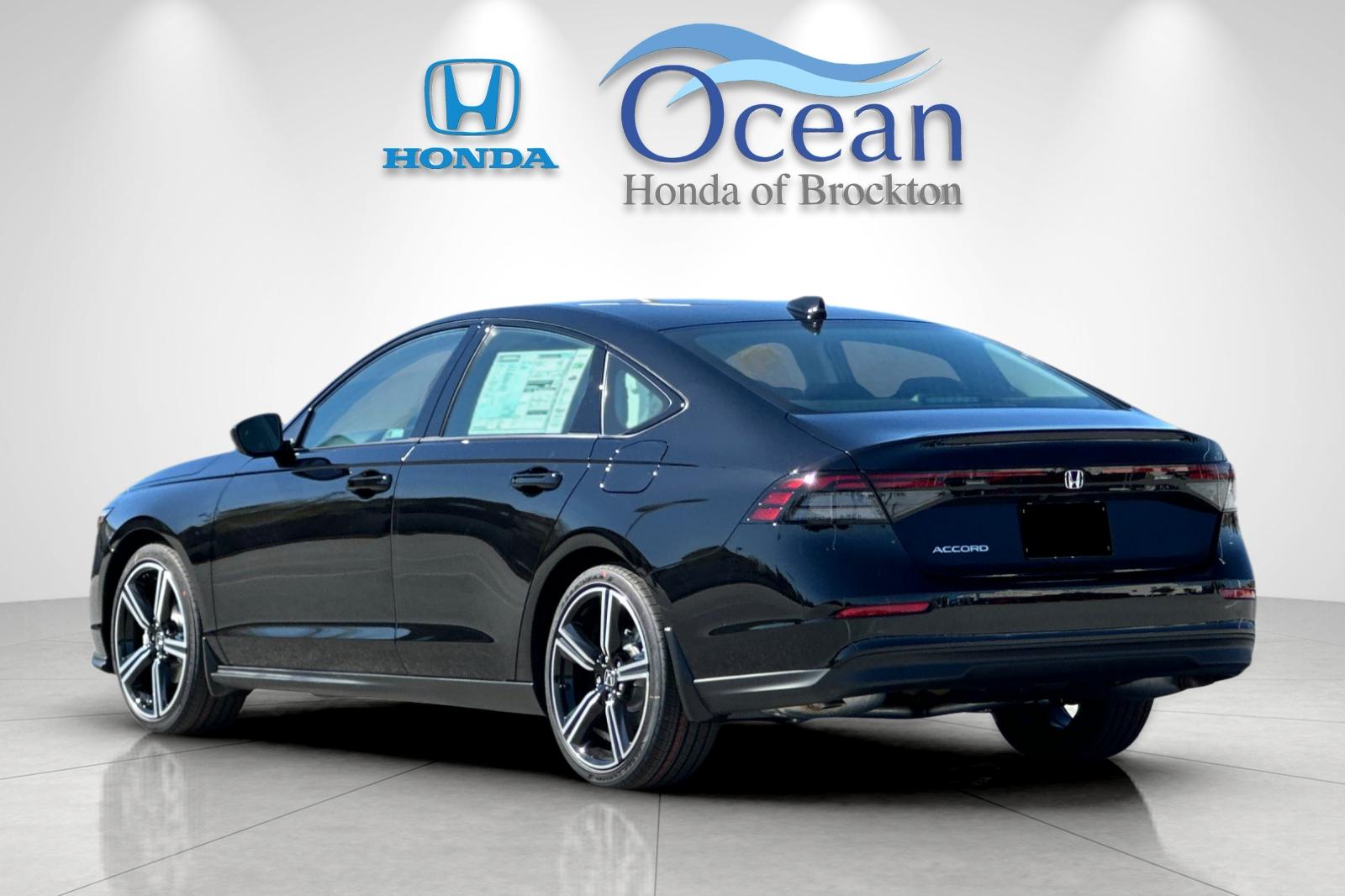 New 2026 Crystal Black Pearl Honda SE image 3