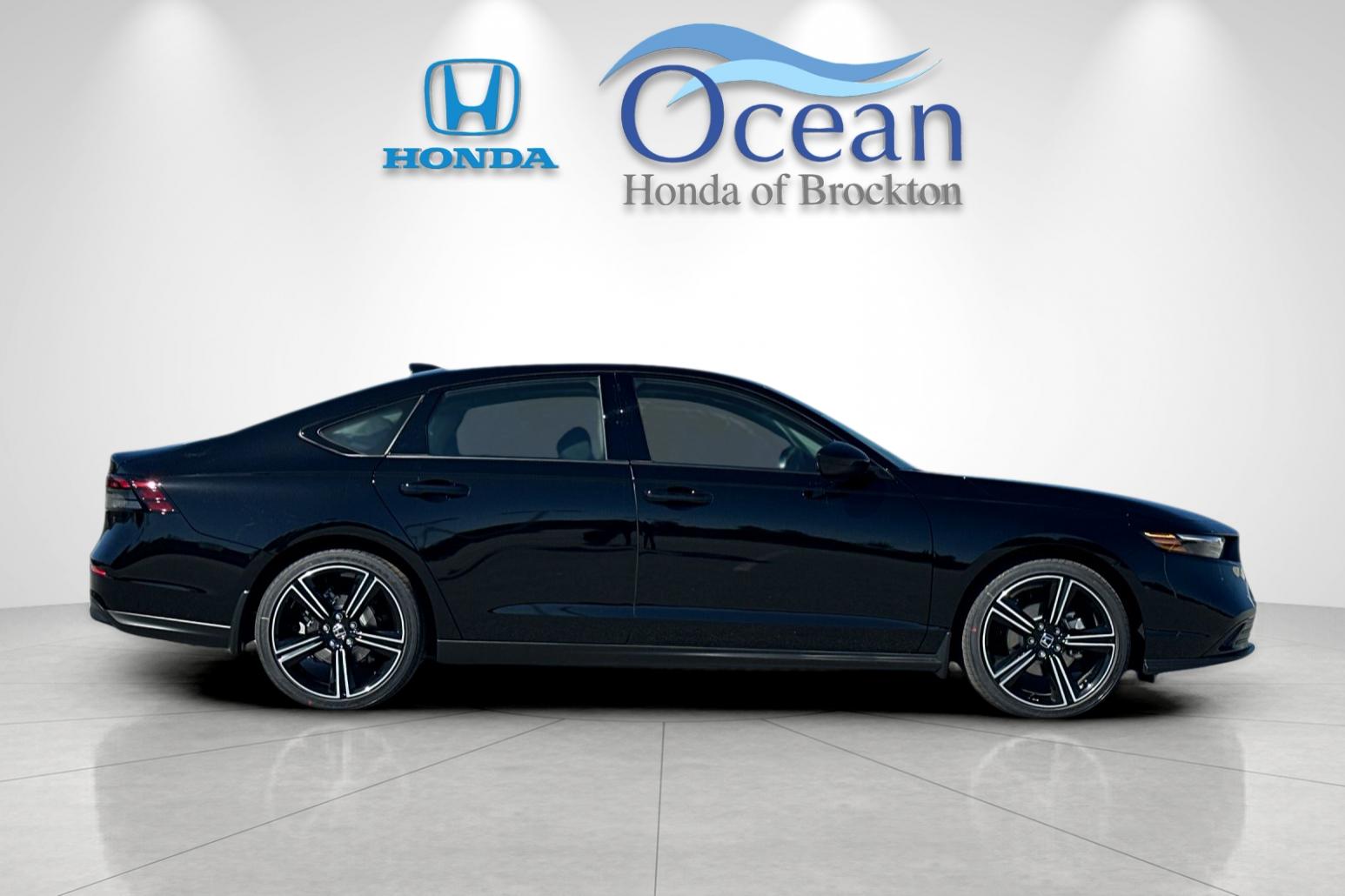 New 2026 Crystal Black Pearl Honda SE image 6