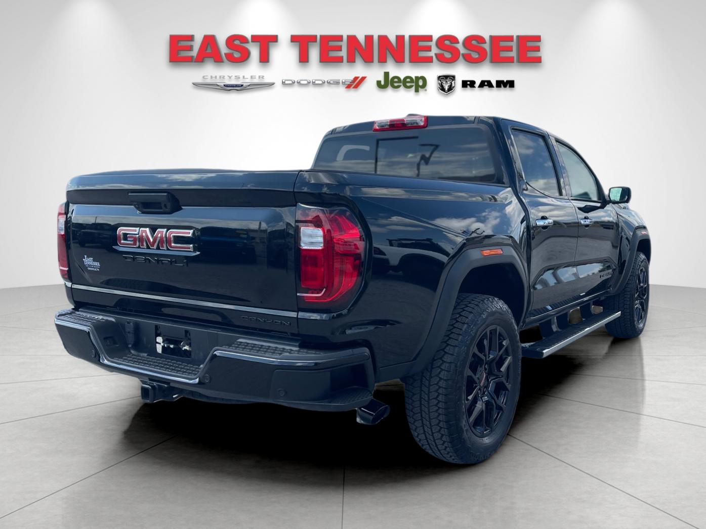 Used 2024 Black GMC Denali image 3