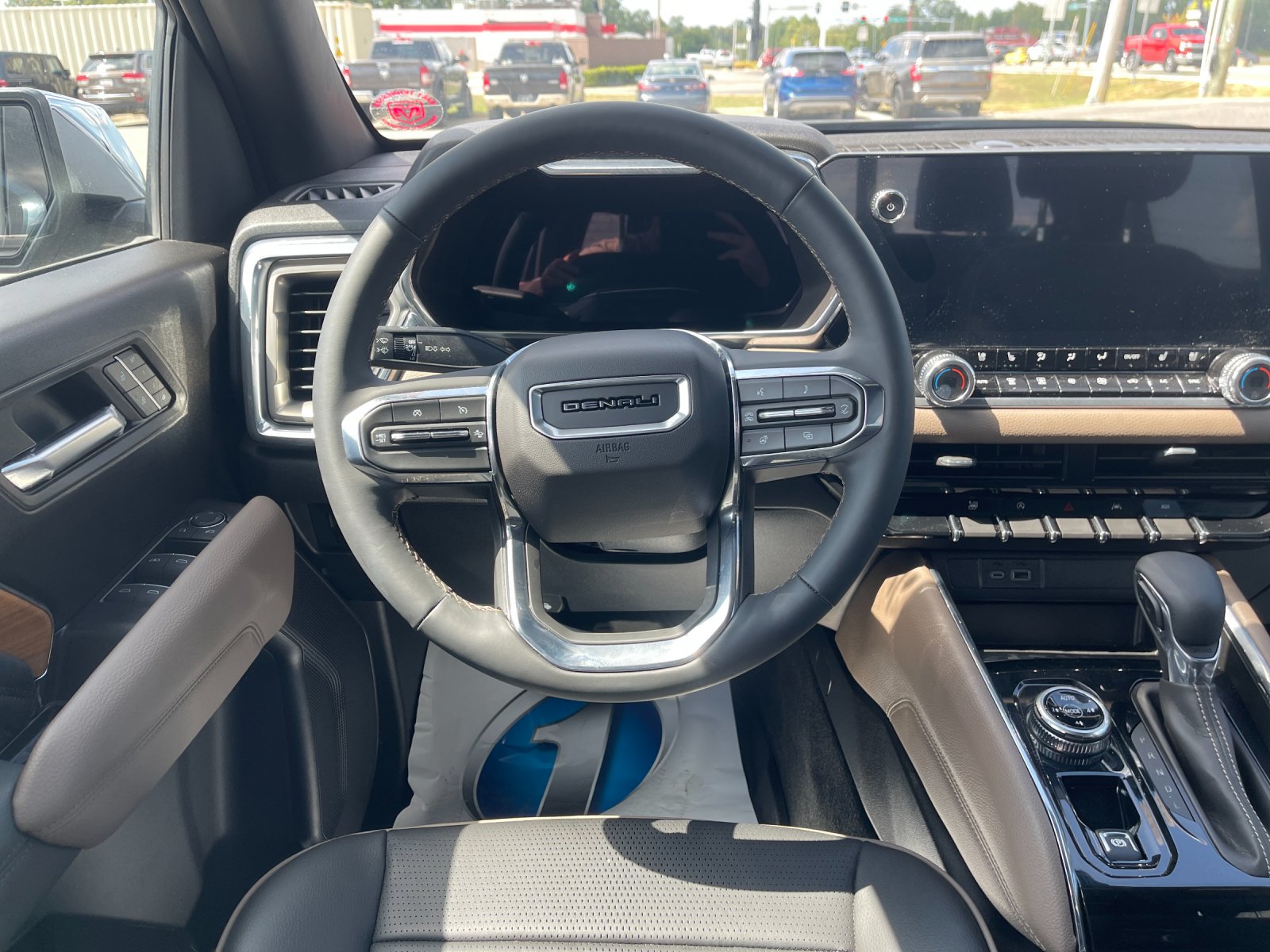 Used 2024 Black GMC Denali image 17