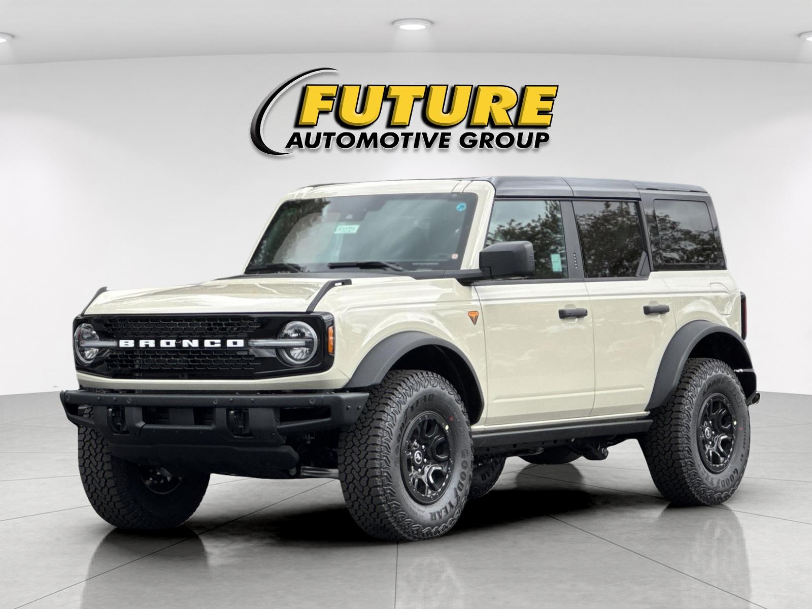 New 2026 Desert Sand Ford Badlands® image 7