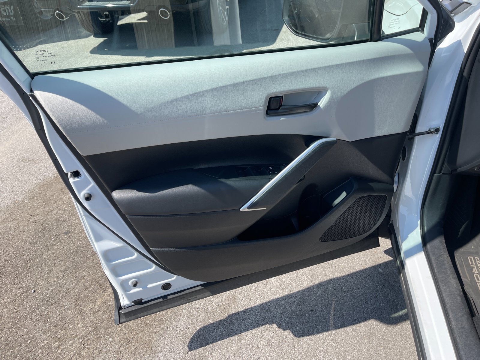 Used 2023 Beige Toyota LE image 11
