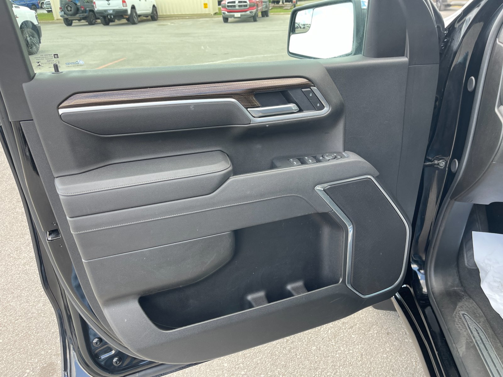 Used 2026 Black Chevrolet LT image 11