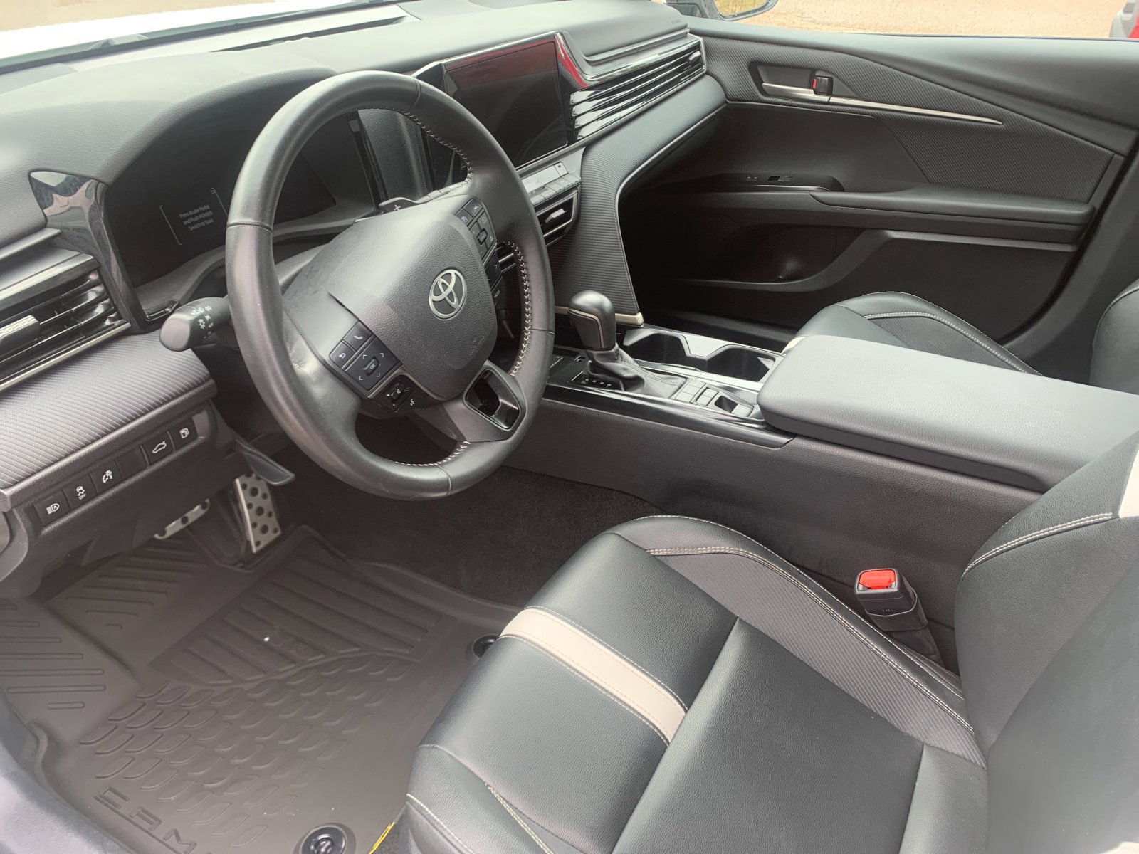 Used 2025 White Toyota SE image 12