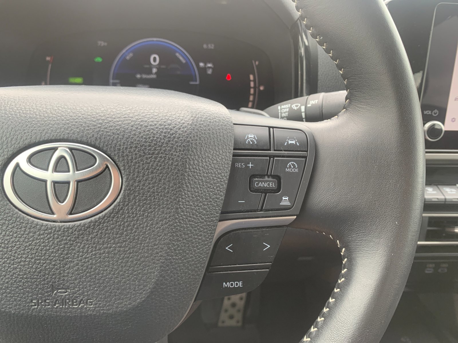 Used 2025 White Toyota SE image 29