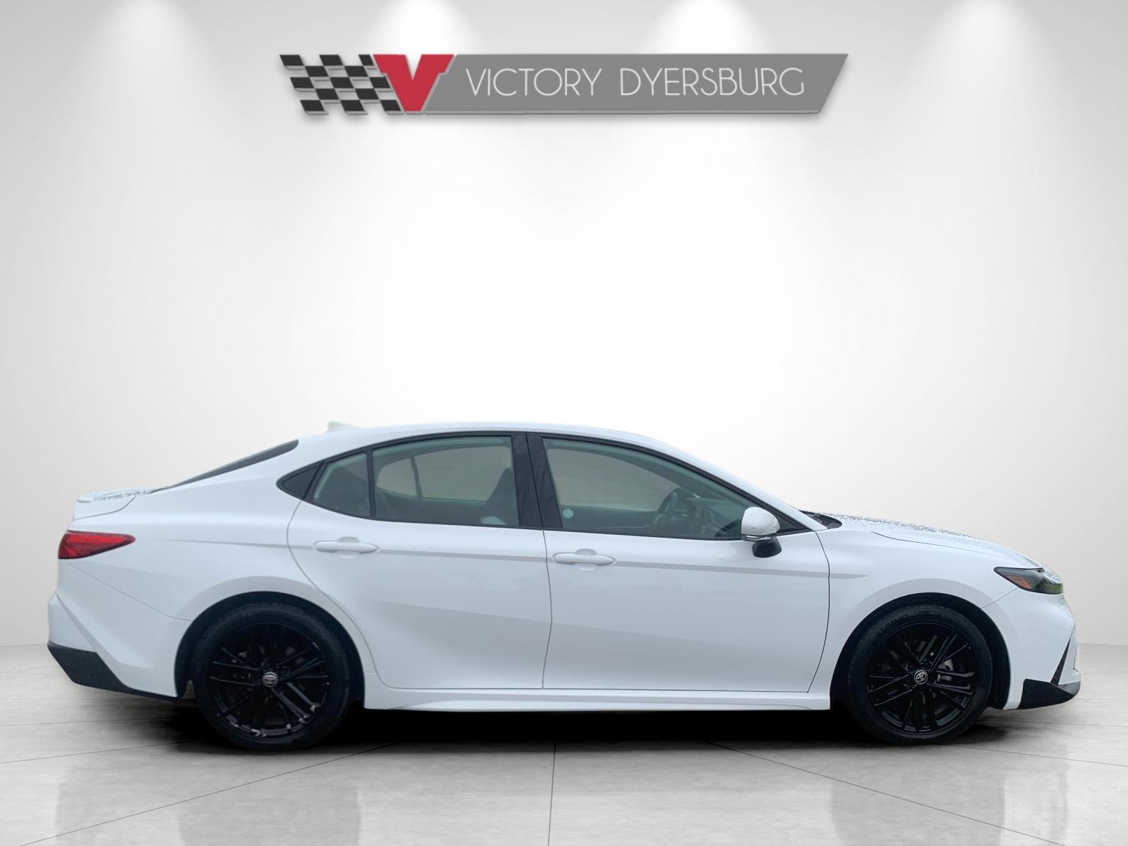 Used 2025 White Toyota SE image 3