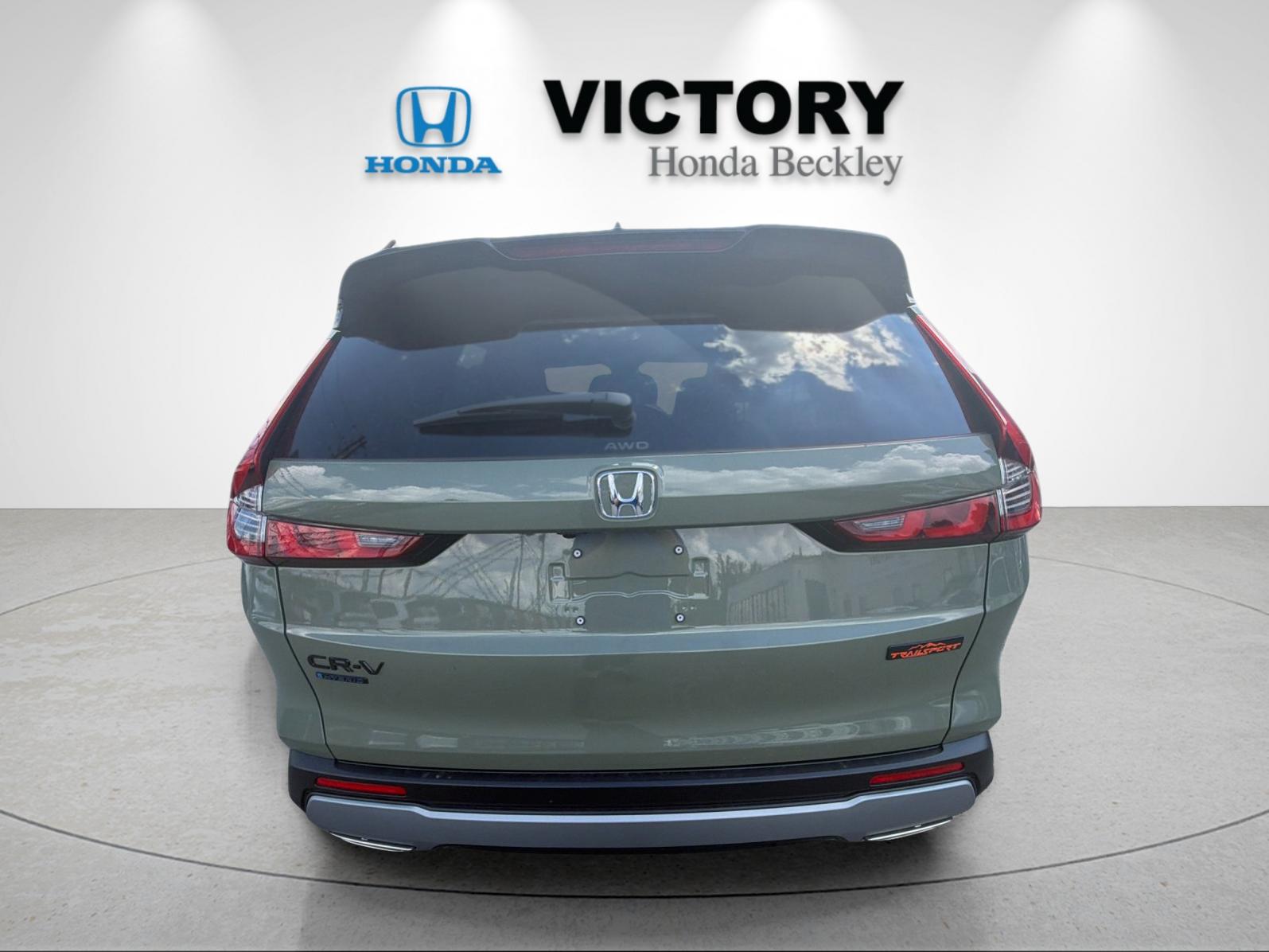 New 2026 Ash Green Metallic Honda AWD TrailSport Hybrid image 4