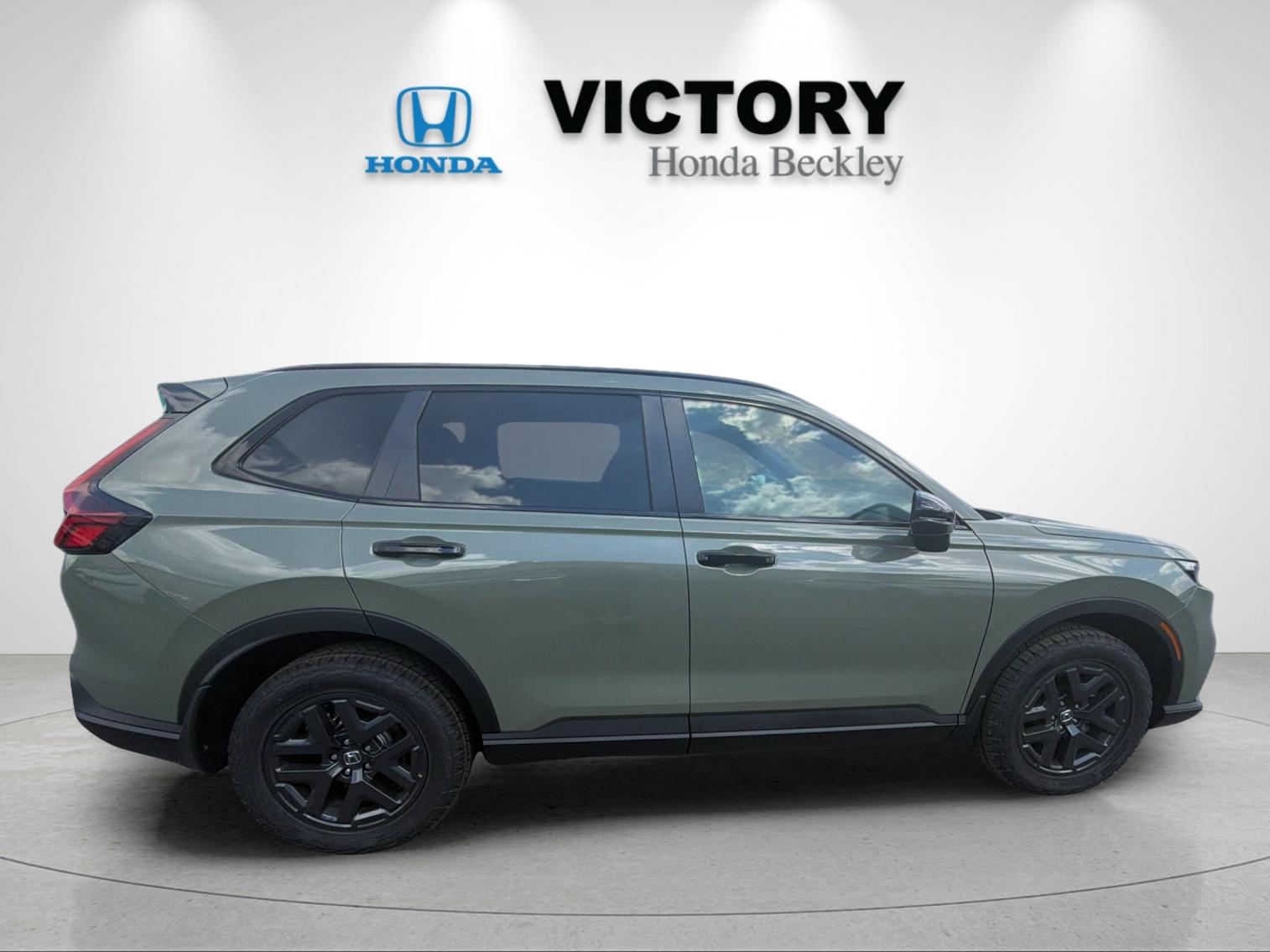 New 2026 Ash Green Metallic Honda AWD TrailSport Hybrid image 6