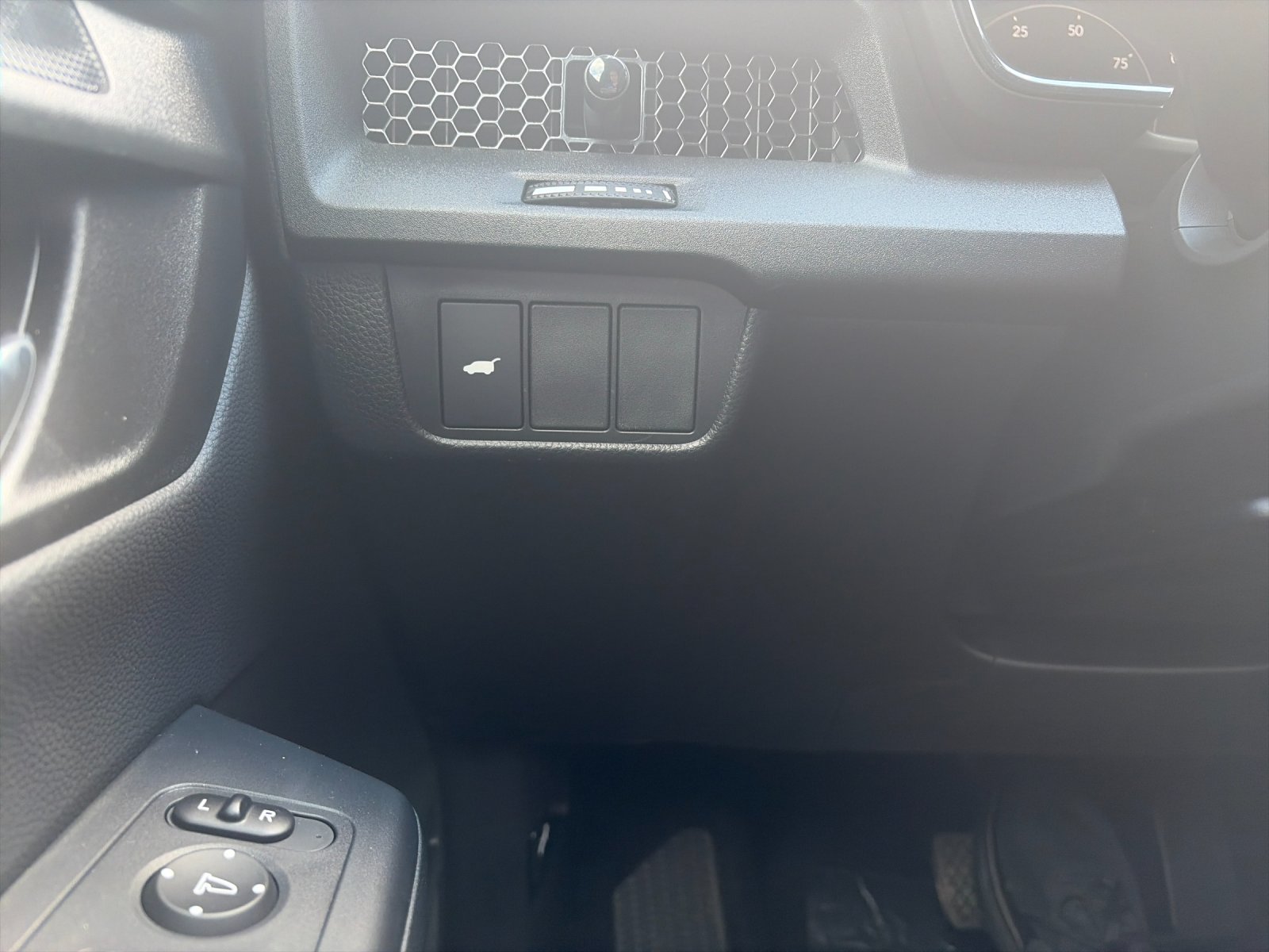 New 2026 Ash Green Metallic Honda AWD TrailSport Hybrid image 33