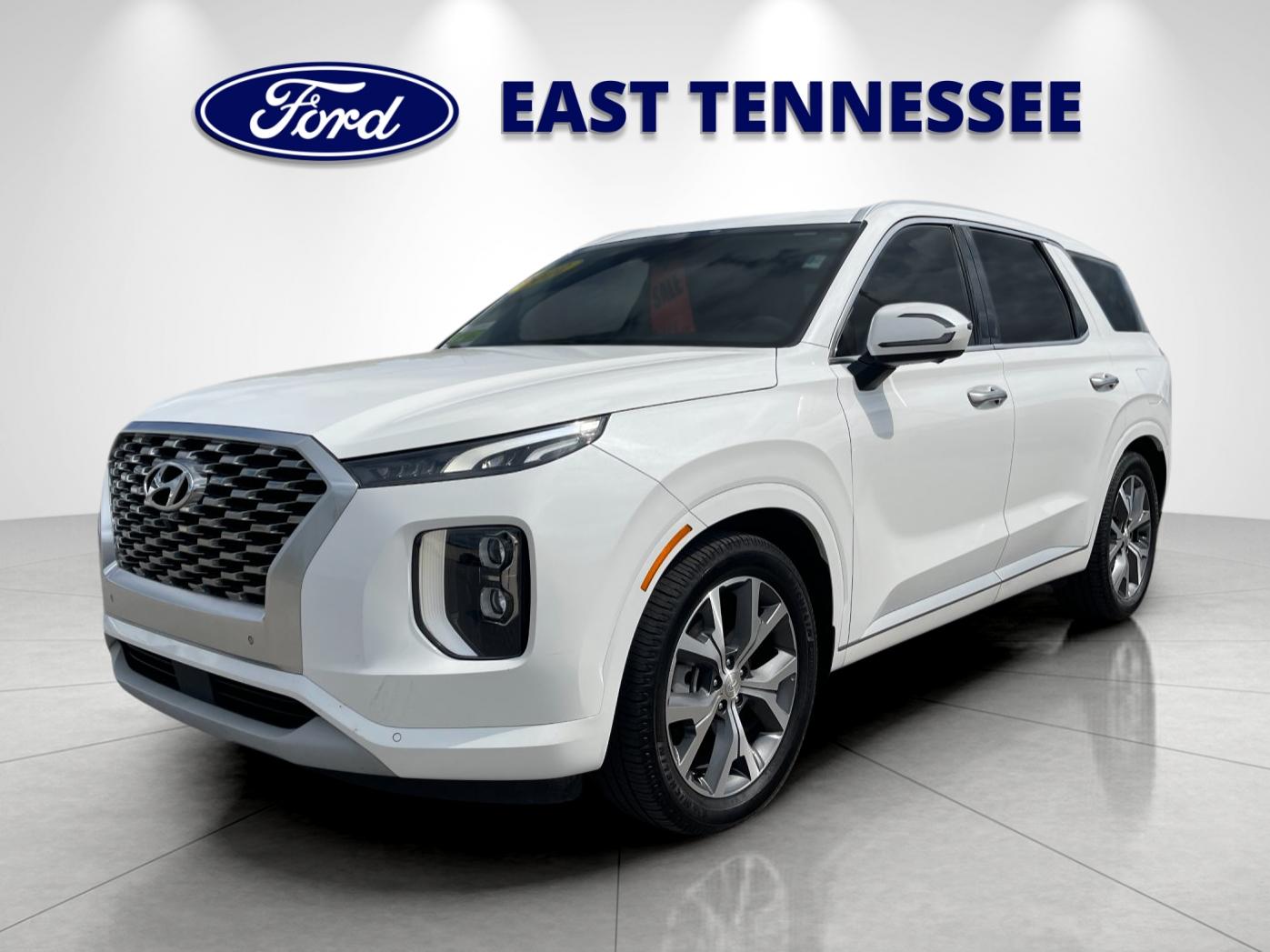 Used 2022 White Hyundai Limited image 7