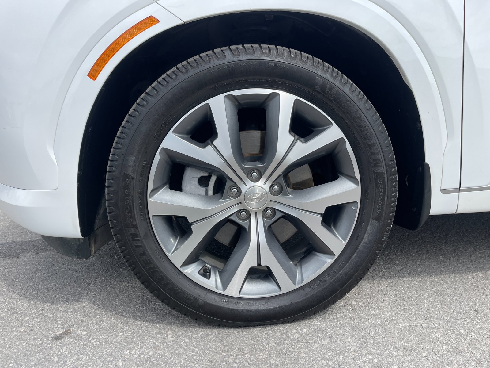 Used 2022 White Hyundai Limited image 35