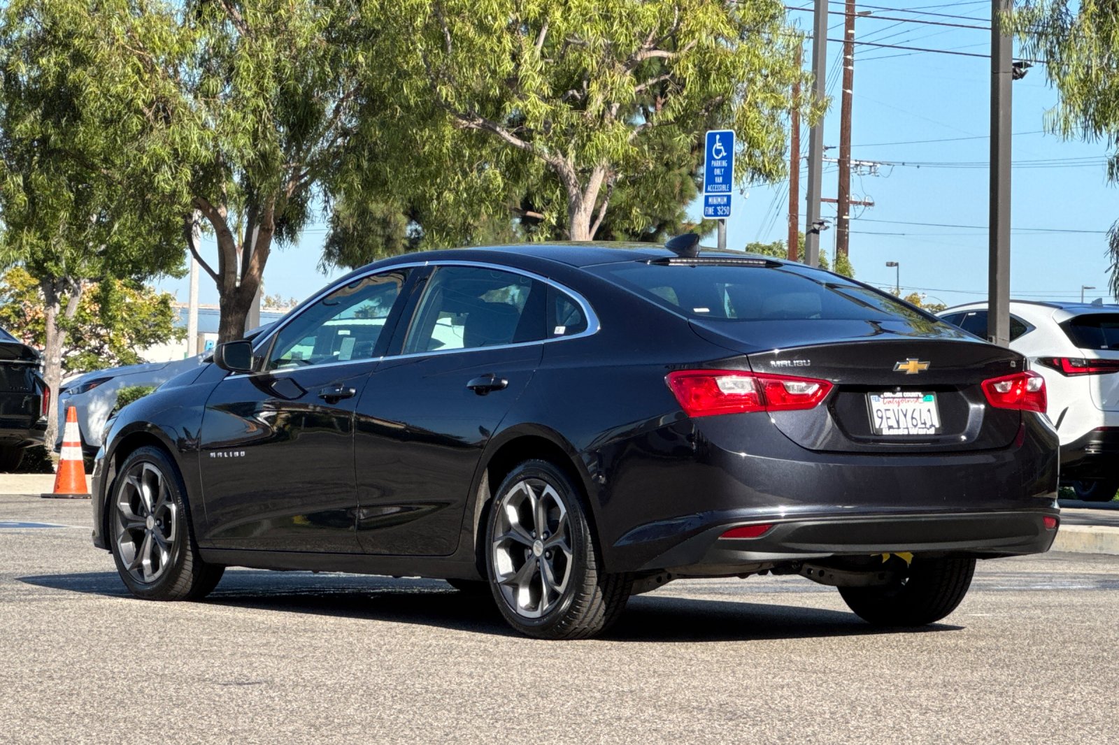 Used 2023 Ash Chevrolet LT image 6