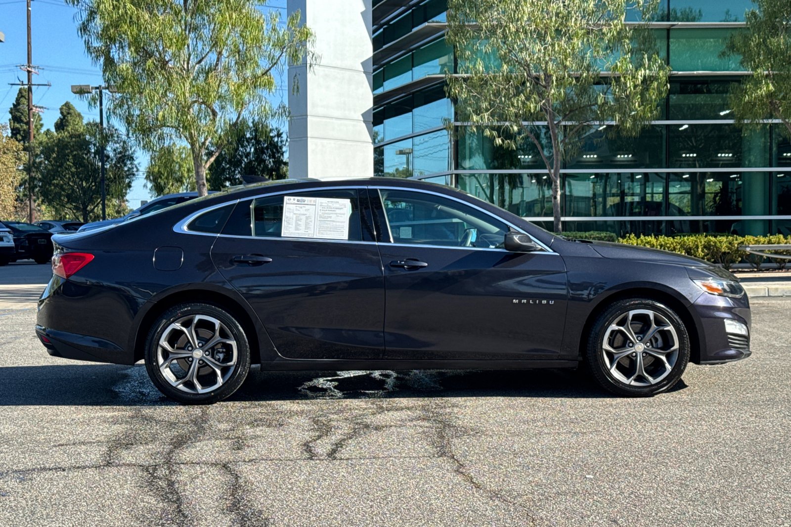 Used 2023 Ash Chevrolet LT image 3