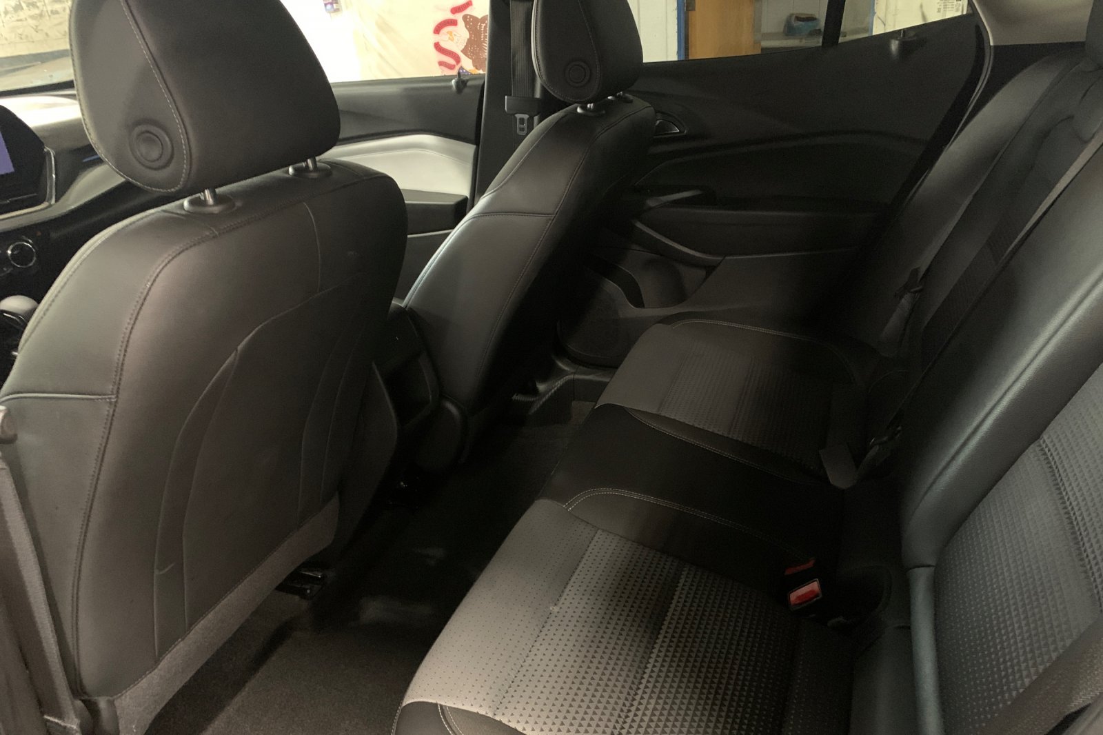 Used 2025 Sterling Gray Metallic Chevrolet LT image 13