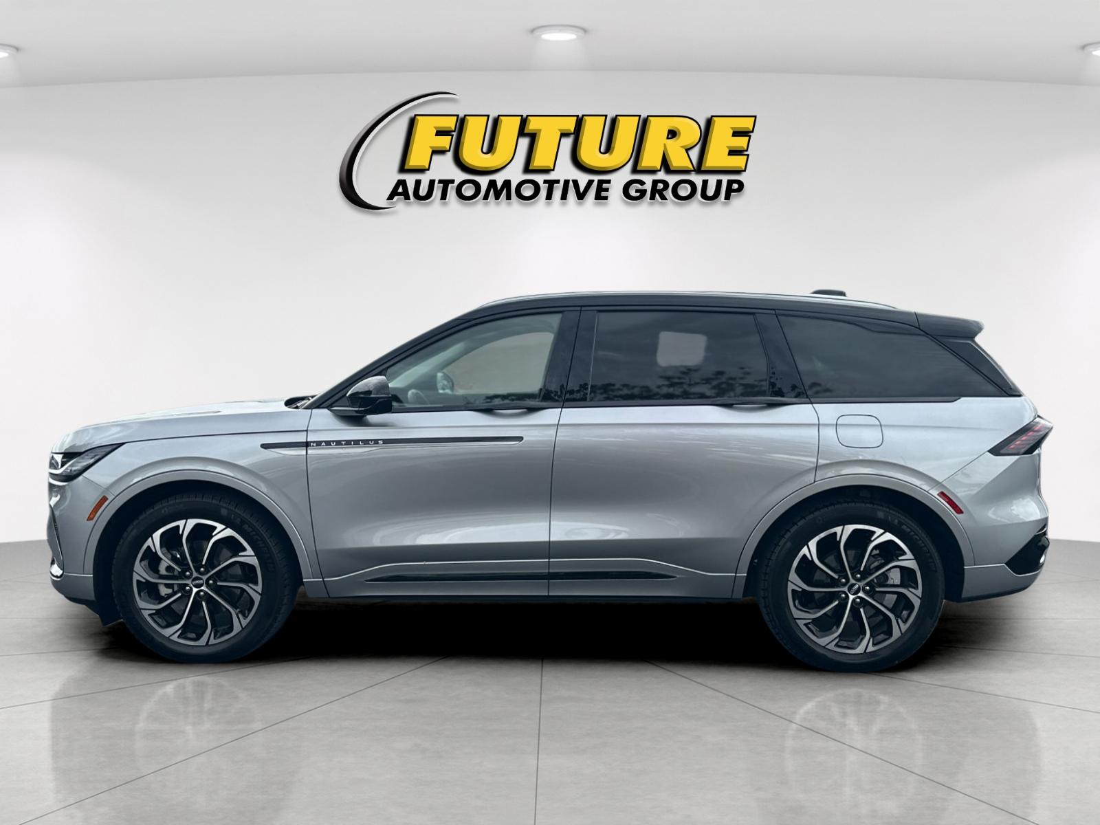 New 2026 Silver Radiance Metallic Clearcoat Lincoln Reserve image 6
