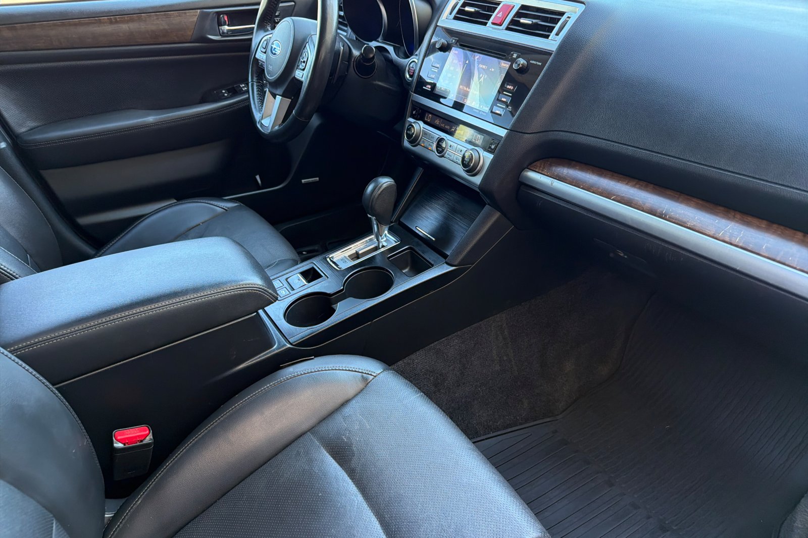 Used 2015 Twilight Blue Metallic Subaru 2.5i Limited image 16