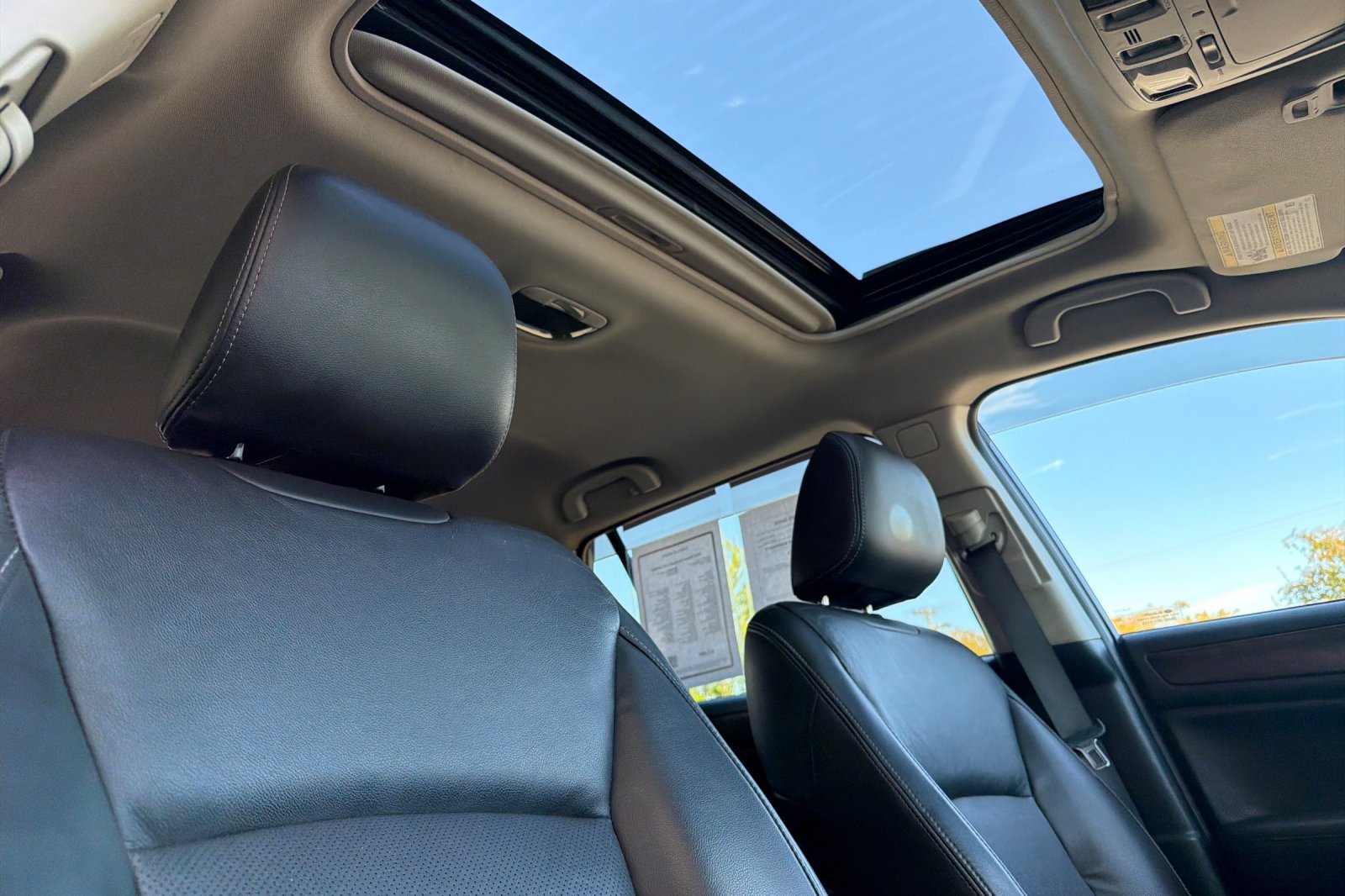 Used 2015 Twilight Blue Metallic Subaru 2.5i Limited image 17