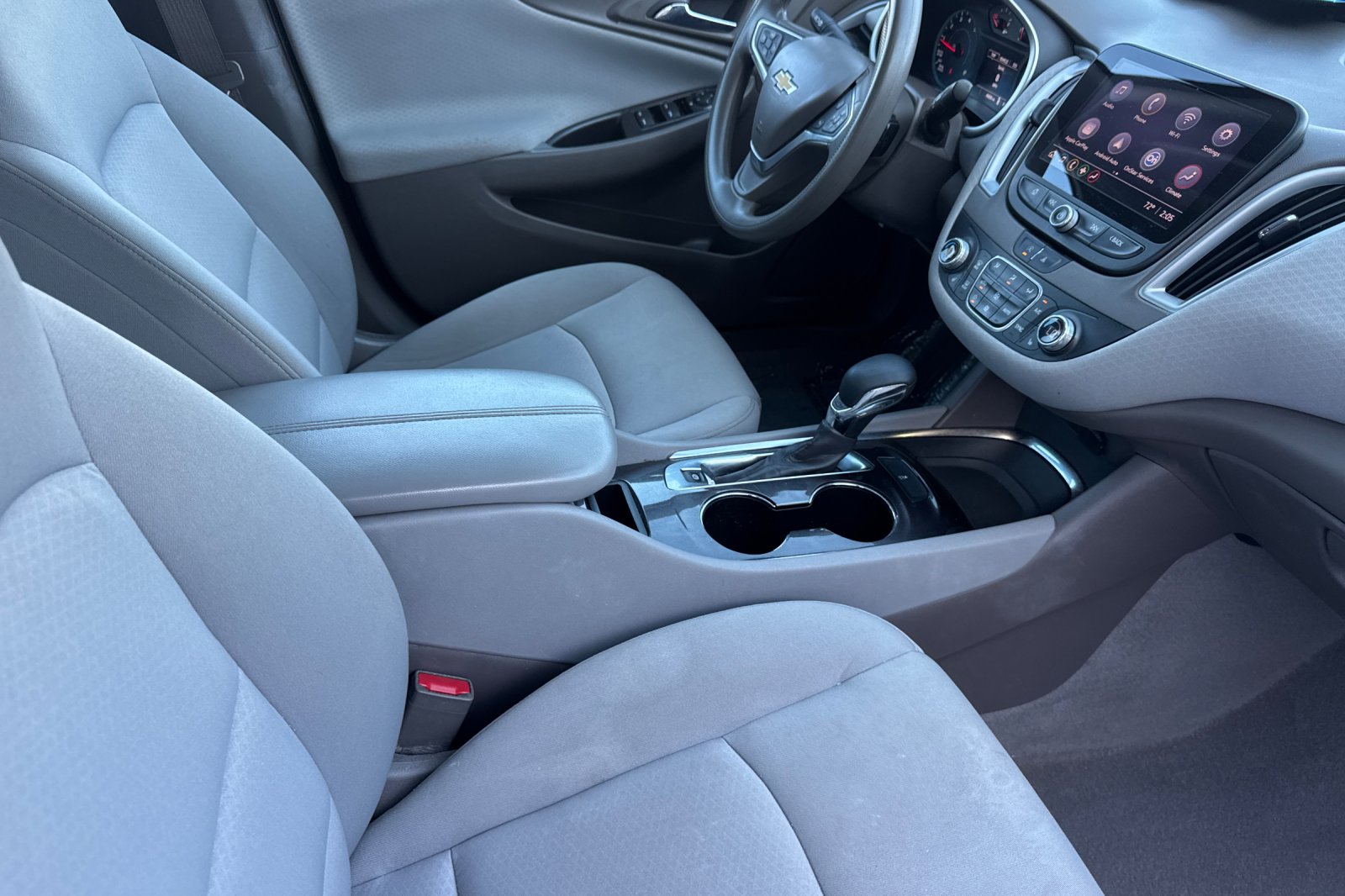 Used 2022 Mineral Gray Metallic Chevrolet LT image 15
