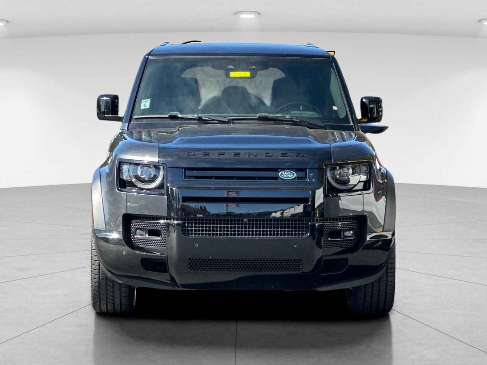 Used 2023 Gray Land Rover X image 8
