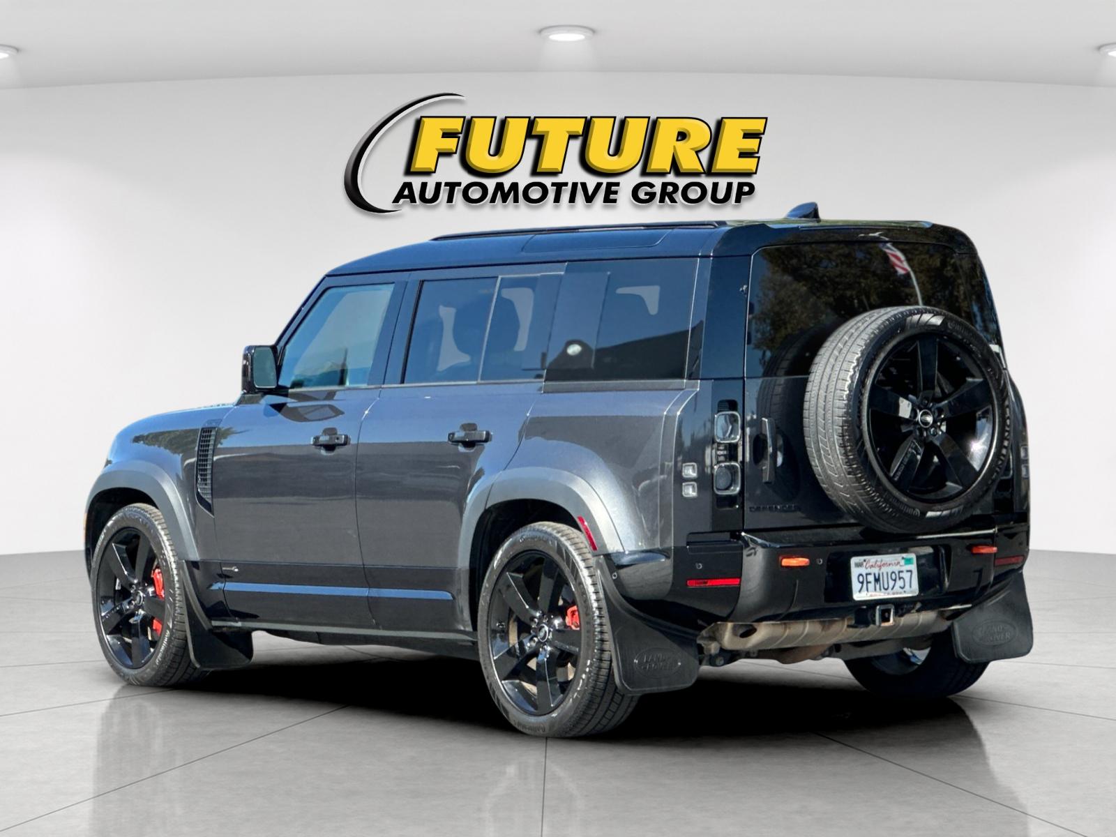 Used 2023 Gray Land Rover X image 5
