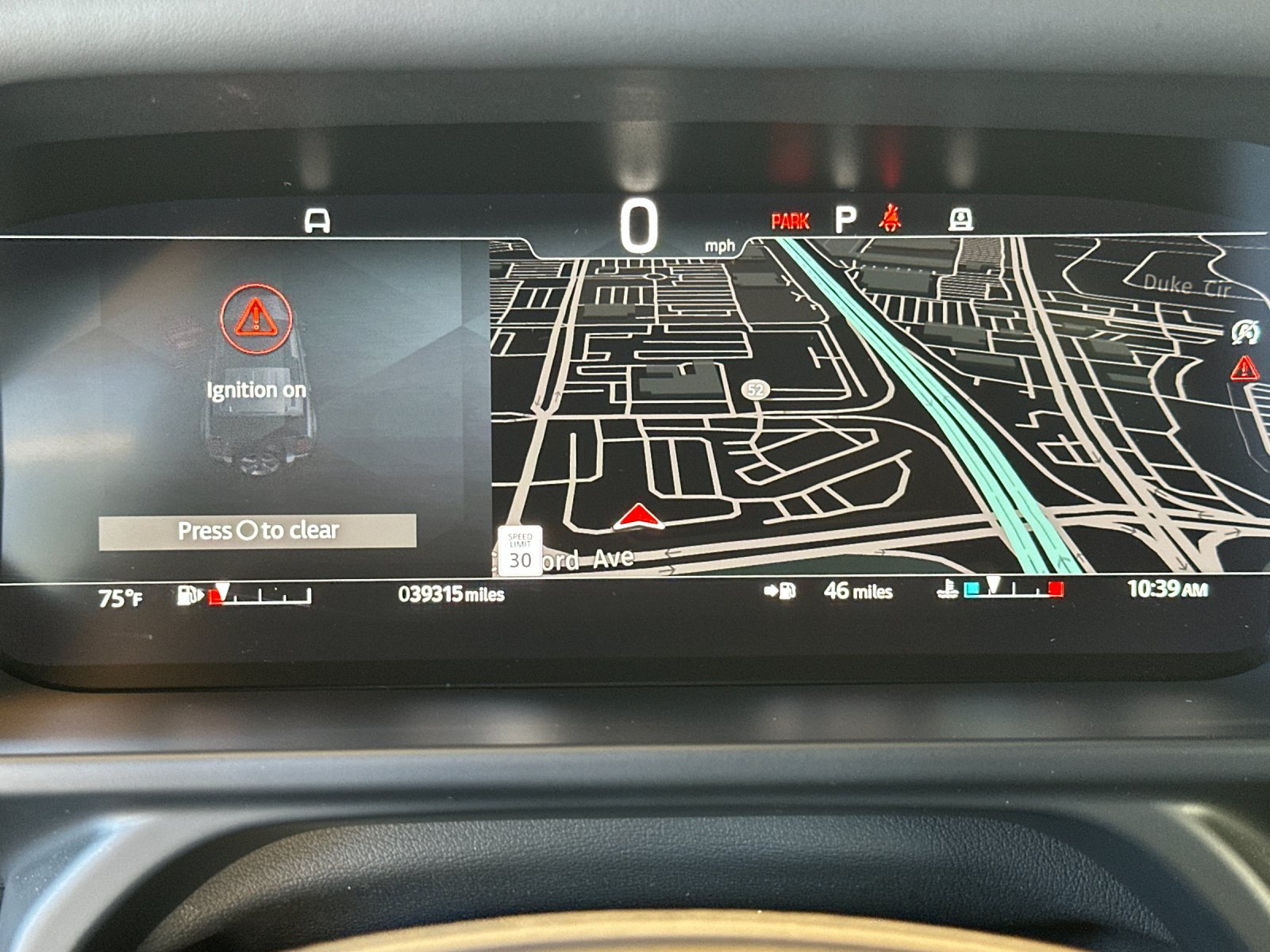 Used 2023 Gray Land Rover X image 23