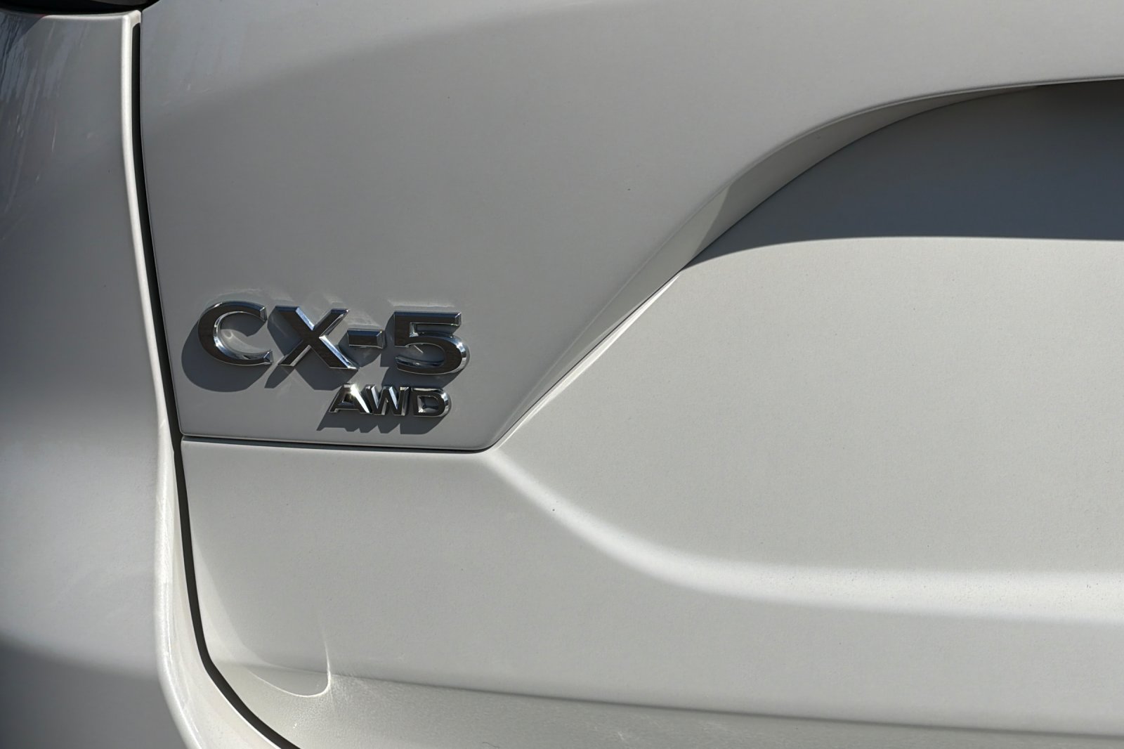 Used 2025 Rhodium White Metallic Mazda 2.5 S Select Package image 26