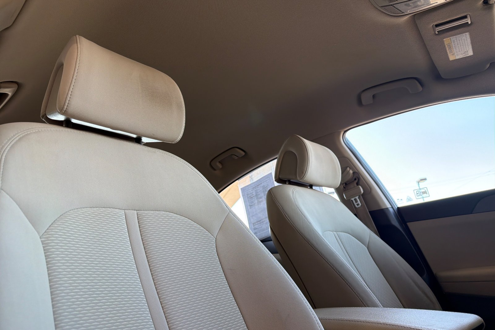 Used 2017 Brown Hyundai Base image 14