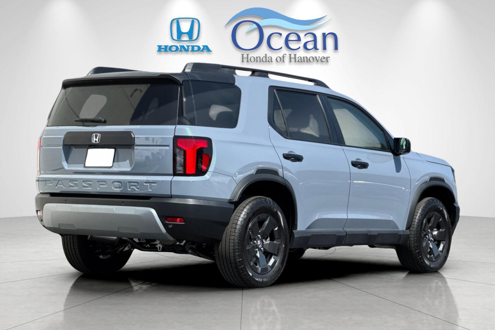New 2026 Sonic Gray Pearl Honda RTL image 5