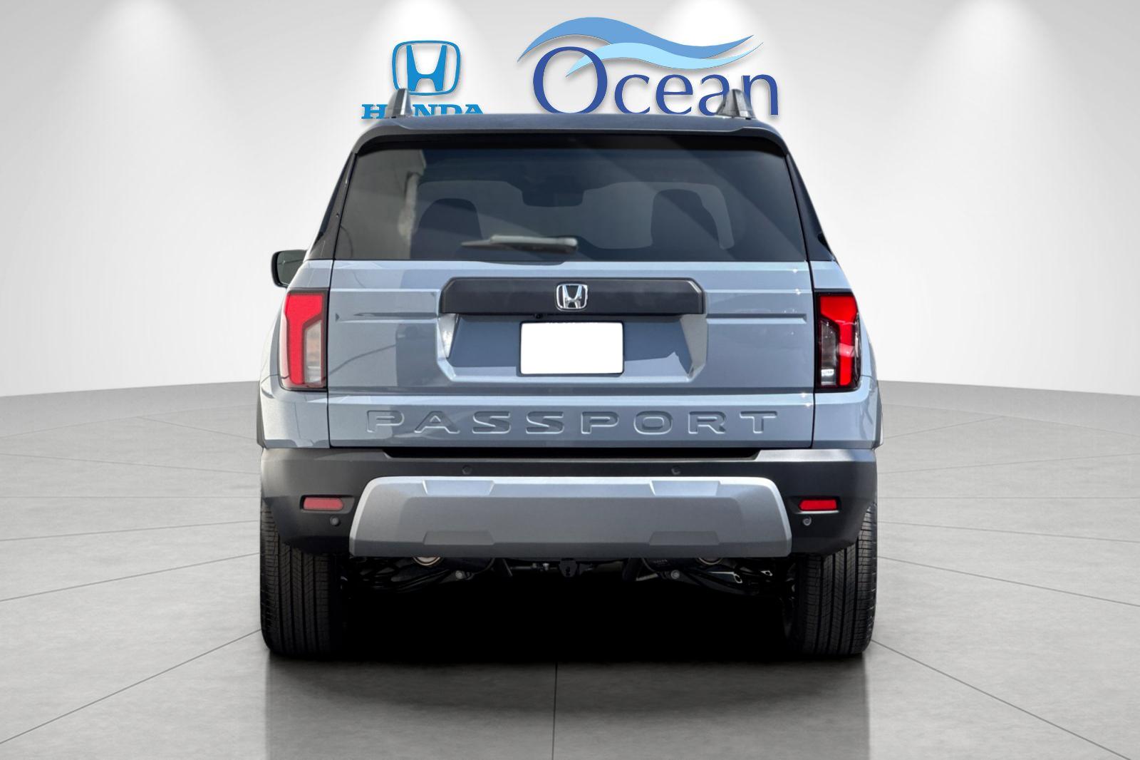 New 2026 Sonic Gray Pearl Honda RTL image 4