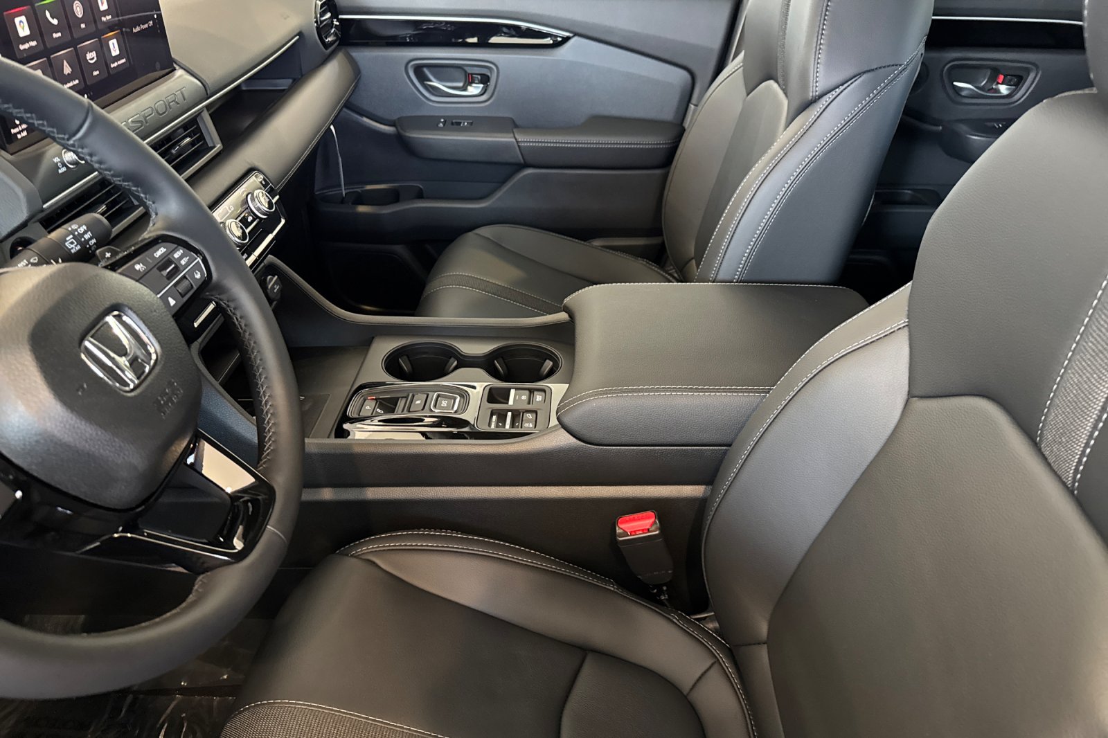 New 2026 Sonic Gray Pearl Honda RTL image 9