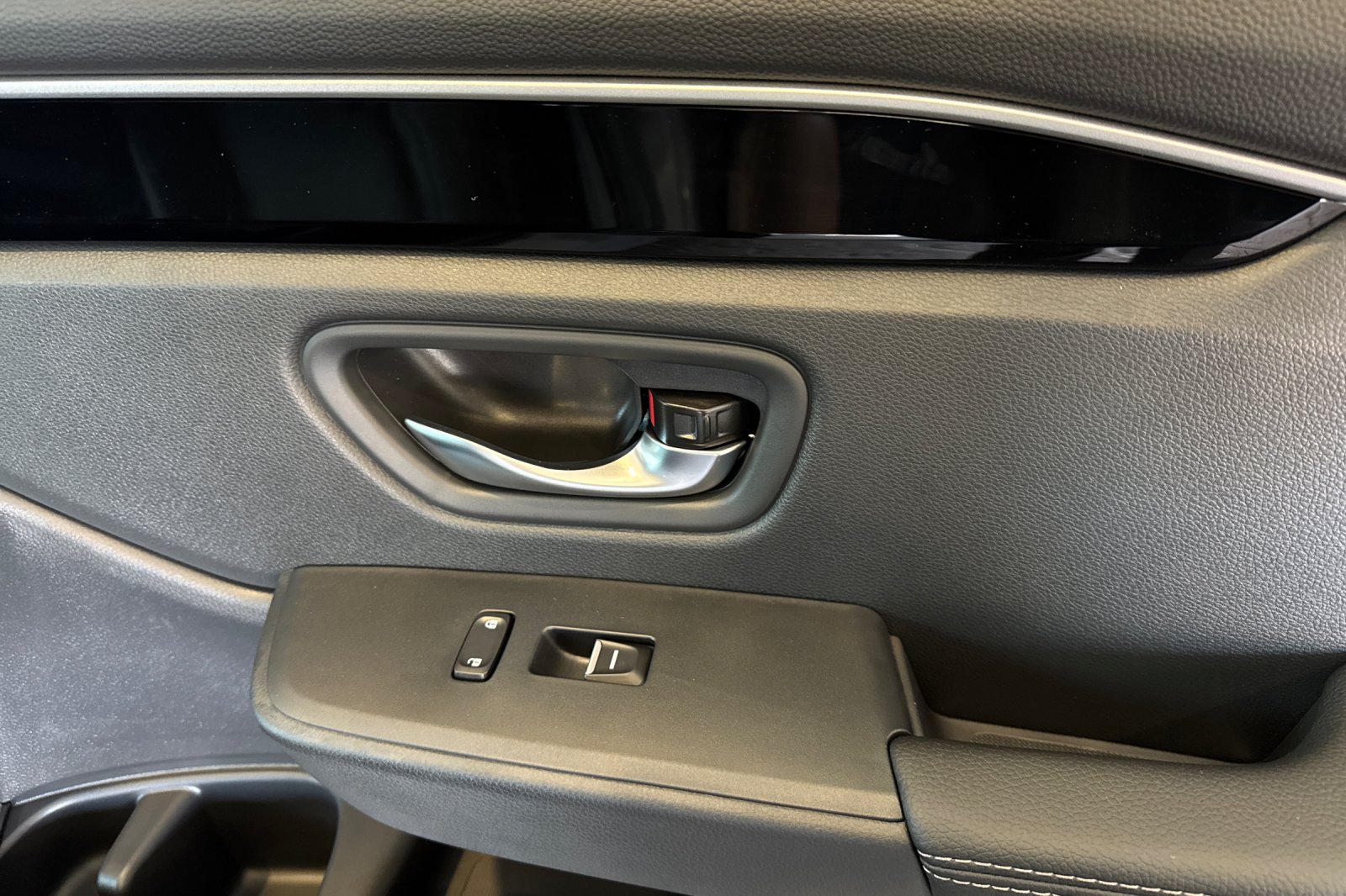 New 2026 Sonic Gray Pearl Honda RTL image 19