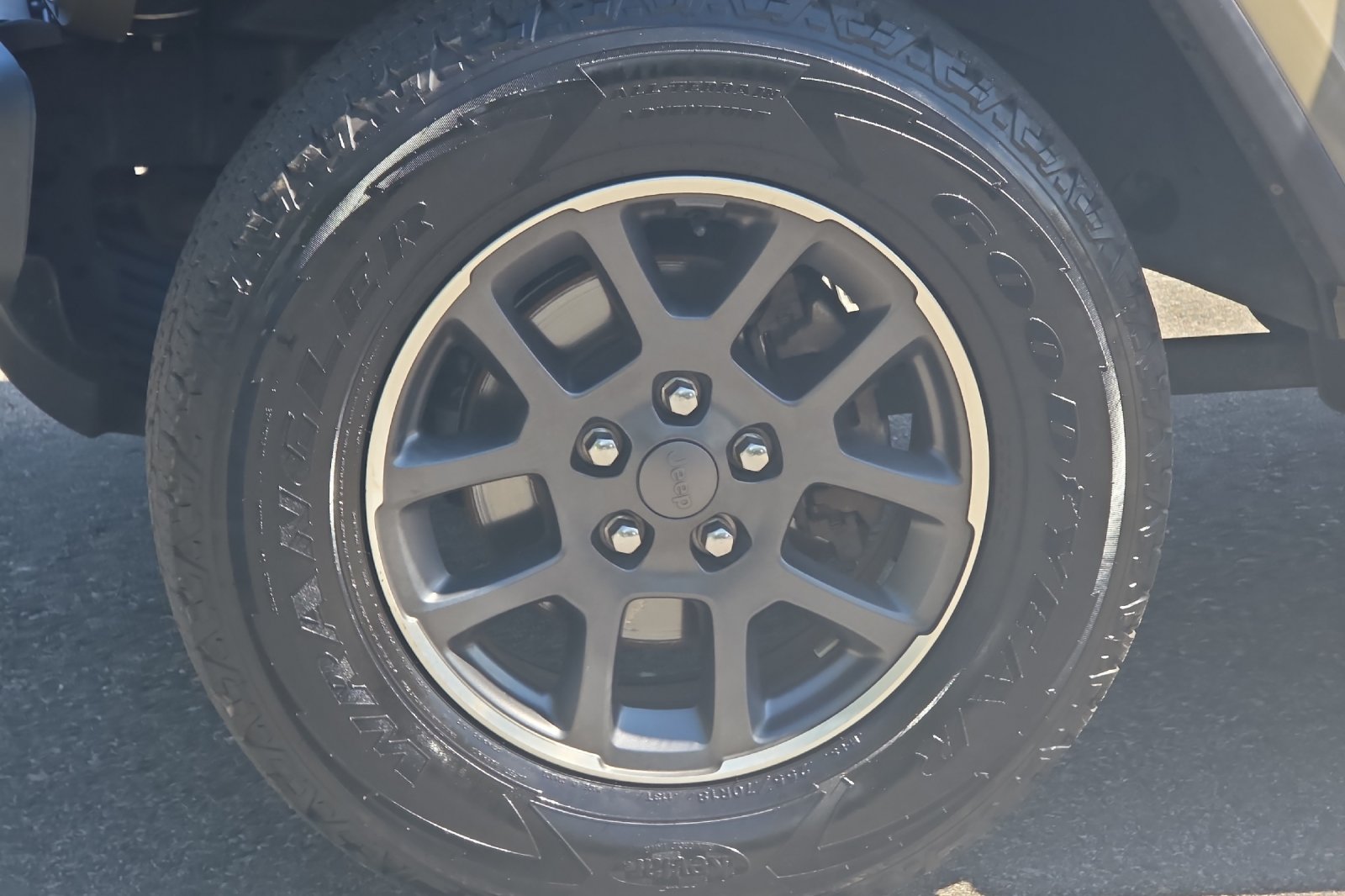 Used 2020 Gobi Clearcoat Jeep Overland image 24