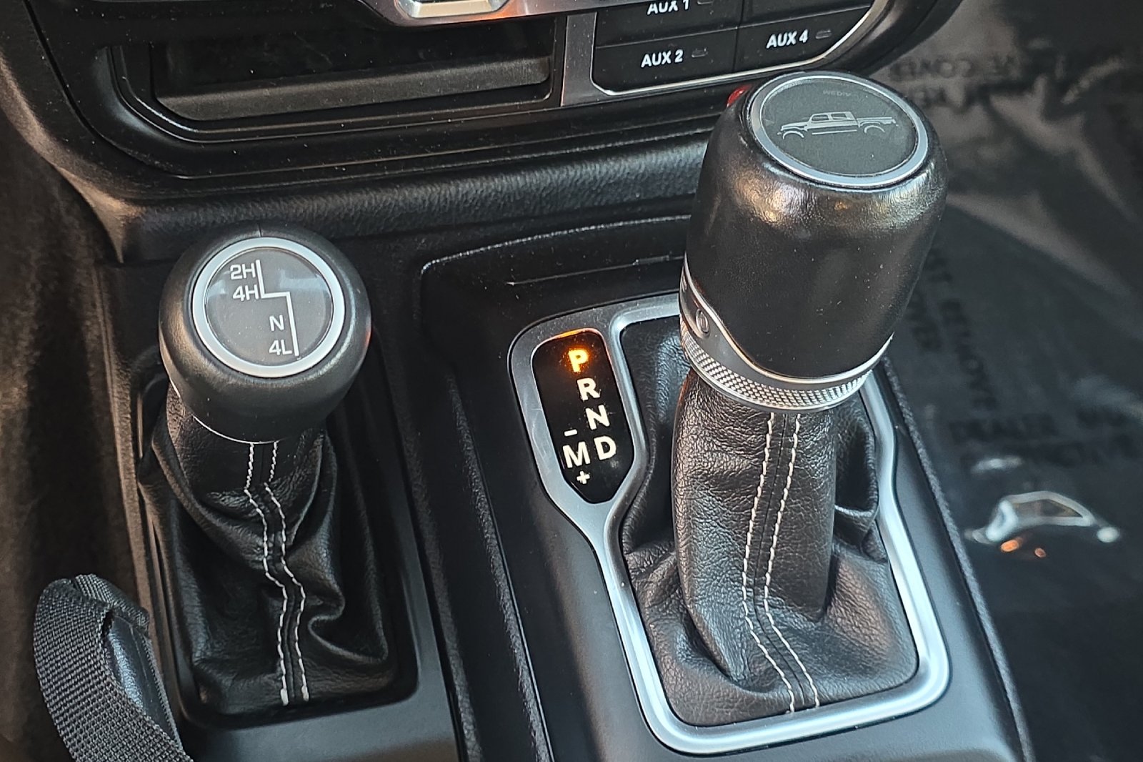 Used 2020 Gobi Clearcoat Jeep Overland image 21