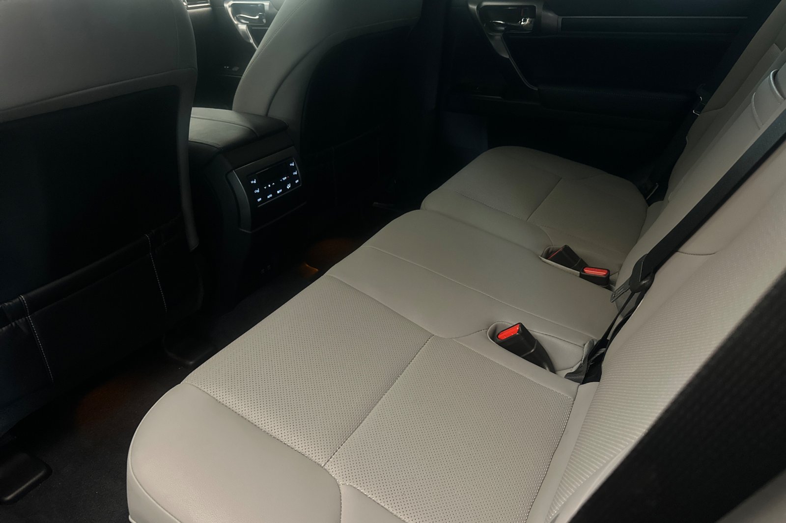 Certified Used 2023 Black Lexus 460 image 12