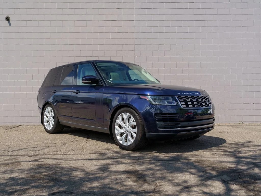 Used 2019 Loire Blue Metallic Land Rover 3.0L V6 Supercharged HSE image 9