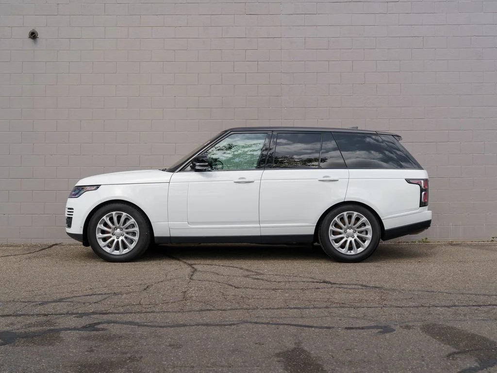 Used 2019  Land Rover 3.0L V6 Supercharged HSE image 2
