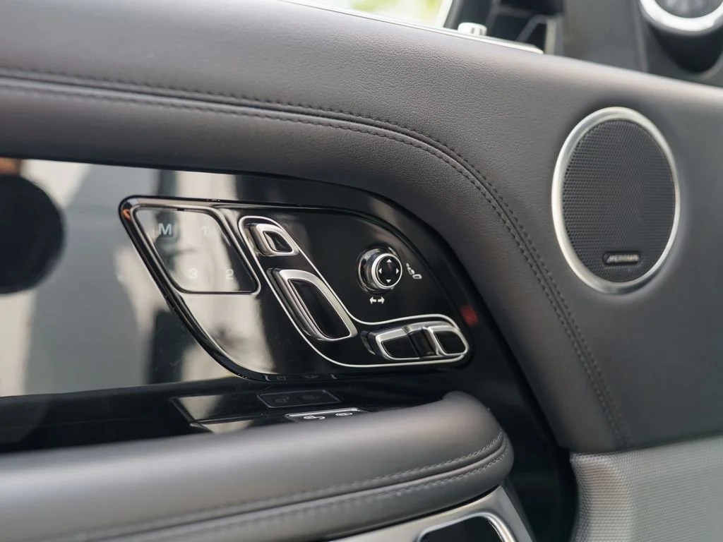 Used 2019  Land Rover 3.0L V6 Supercharged HSE image 20